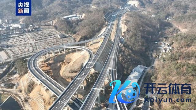 环大别山4条高速崇敬通车